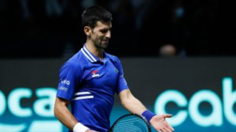 Australia explica que Djokovic "no está cautivo" y que puede "salir en cualquier momento"