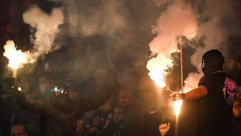 17/07/2024 Varios ultras durante la celebración de una competición de futbol en Lyon, Francia. Foto de archivo.