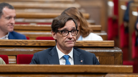 El primer secretario del PSC, Salvador Illa, durante el pleno del Parlament para comunicar la imposibilidad de proponer un candidato a la Presidencia de la Generalitat, en el Parlament, a 26 de junio de 2024, en Barcelona, Catalunya (España).