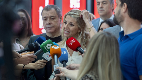 La vicepresidenta segunda del Gobierno y ministra de Trabajo y Economía Social, Yolanda Díaz, atiende a los medios, a 22 de julio de 2024, en Madrid.