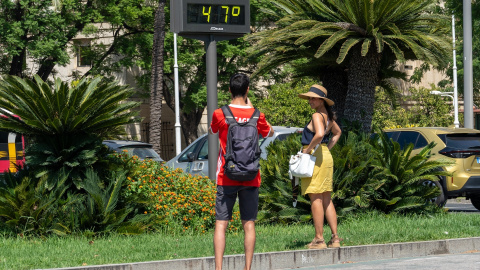 24 de julio de 2024. Un termómetro marcando 47 grado en Sevilla, a 24 de julio de 2024.