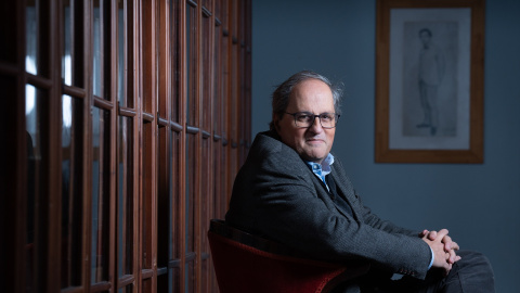 El expresidente de la Generalitat de Catalunya, Quim Torra, posa para Europa Press, en la sala Pompeu Fabra del Ateneu Barcelonès, a 11 de marzo de 2024, en Barcelona, Catalunya (España).