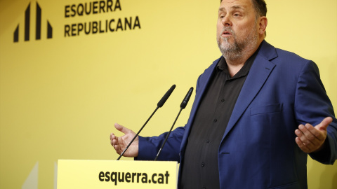 El presidente de ERC, Oriol Junqueras, durante una rueda de prensa en la sede de ERC, en Barcelona