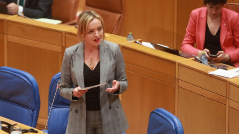 5/10/23 La conselleira de Polític Social e Xuventude de la Xunta, Fabiola García, en el Parlamento de Galicia.