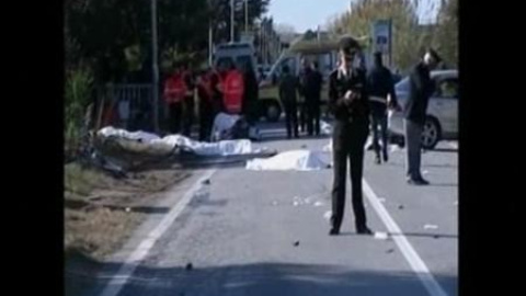 Un conductor drogado y sin carné mata a 8 ciclistas en Italia | Público