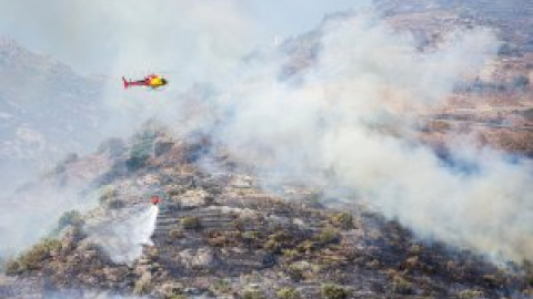 Los bomberos dan por estabilizado el incendio de Girona que ha quemado más de 400 hectáreas