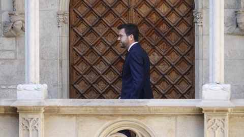 El president de la Generalitat en funciones, Pere Aragonès, tras una rueda de prensa tras la reunión semanal del Consell Executiu, en el Palau de la Generalitat, a 6 de agosto de 2024, en Barcelona, Catalunya.