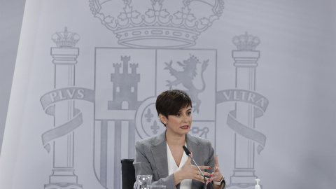 La ministra de Política Territorial y portavoz del Gobierno, Isabel Rodríguez durante la rueda de prensa ofrecida tras la reunión del Consejo de Ministros, este martes en el Palacio de la Moncloa.