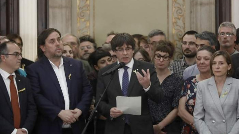 Los principales artífices del procés tras declarar la DUI en el Parlament | EFE