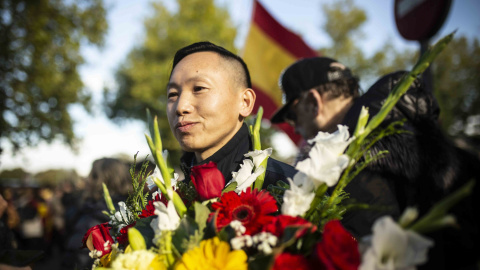 Chen Xiangwei, el conocido como "chino franquista", en los alrededores del cementerio de Mingorrubio-El Pardo. / Jairo Vargas