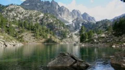 Vuit travesses senderistes per fer aquest estiu al Pirineu de Catalunya