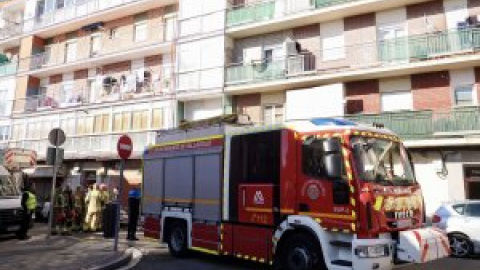 Encuentran el cadáver de una mujer con signos de violencia al apagar un incendio en un piso de Valladolid