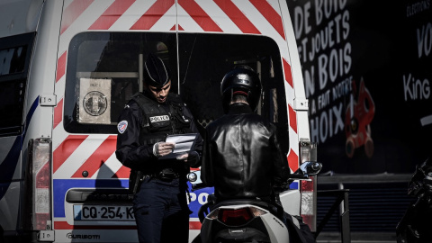 Policía París