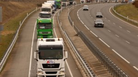 El sector lácteo alerta de que ya se nota el desabastecimiento en los supermercados por la huelga en el transporte