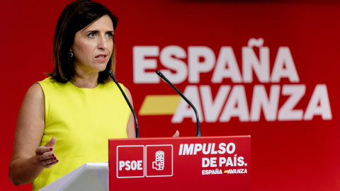 15 de julio de 2024. La portavoz del PSOE, Esther Peña, ante los medios tras la reunión de la Ejecutiva Federal del PSOE, a 15 de julio de 2024..