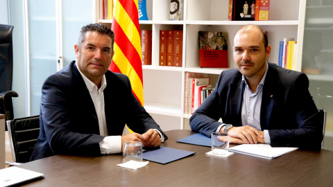 El nou secretari de governs locals i relacions amb l'Aran, Xavier Amor, reunit amb el conseller de Presidència, Albert Dalmau