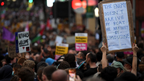 Participantes en una manifestación antirracista en Londres. — Chris J Ratcliffe / REUTERS