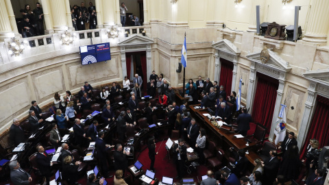 Vista general de la sesión del Senado de Argentina para debatir el proyecto de ley sobre el aborto, en Buenos Aires. EFE/David Fernández