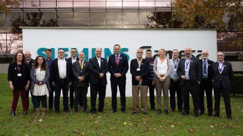 Firma del acuerdo laboral global de Siemens Gamesa. E.P.