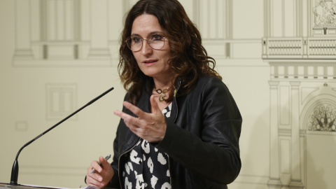 La consellera de la Presidencia, Laura Vilagrà durante la rueda de prensa tras el encuentro mantenido con el ministro de la Presidencia, Félix Bolaños, este domingo en Barcelona.