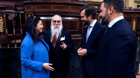 03/12/2019.- El presidente de la Mesa de Edad del Congreso, el socialista Agustín Javier Zamarrón, Santiago Abascal. Iván Espinosas de los Monteros  y Macarena Olona. EFE/Ballesteros