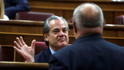 El diputado electo de Cs Marcos de Quinto , en el hemiciclo del Congreso, en el inicio este jueves de la sesión constitutiva de la Cámara Baja de la XIV legislatura . EFE/Emilio Naranjo