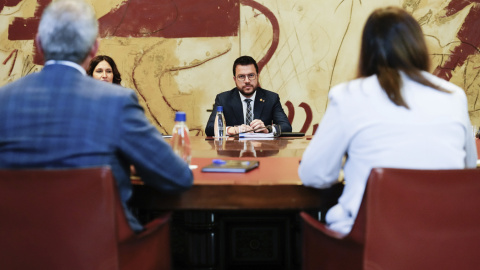 El president de la Generalitat, Pere Aragonès, durante la reunión semanal del Govern que se ha celebrado este 26 de abril en plena polémica por el espionaje telefónico a políticos y activistas catalanes.