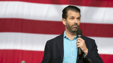 19 de diciembre de 2020, EE. UU., Ringold: Donald Trump Jr., el hijo mayor del presidente Donald Trump, hace campaña en el norte de Georgia con la ex personalidad de Fox News, Kimberly Guilfoyle, para Sen