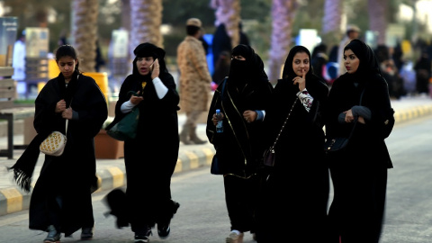 Mujeres en Arabia Saudí, en una imagen de archivo. / AFP - FAYEZ NURELDINE