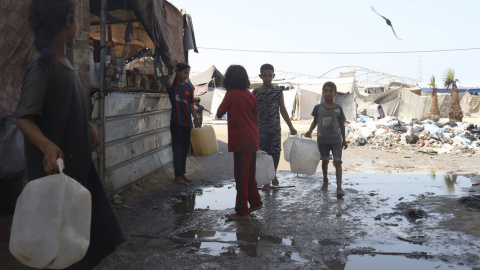 Los sanitarios que trabajan en Gaza alertan de que  gran cantidad de enfermedades están totalmente conectadas con la falta de higiene.