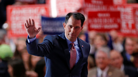 El gobernador de Wisconsin, Scott Walker, en su intervención durante la convención del Partido Repúblicano, en Cleveland, en julio de 2016. REUTERS/Carlo Allegri