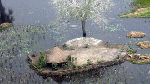 Imagen de una isla en una crecida del Nilo en Sudán. EFE/Archivo