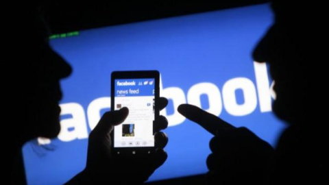 Facebook propone compartir fotos íntimas para prevenir la difusión no consentida. REUTERS/Archivo