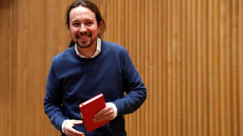 El secretario general de Podemos, Pablo Iglesias, en la presentación de su libro 'Nudo España' en el Congreso. / EFE