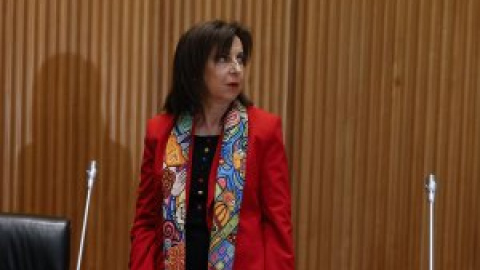 Robles defiende a la directora del CNI por "aguantar estoicamente" después de que Moncloa no descartara su dimisión