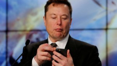 Musk vendió unos 4.000 millones en acciones de Tesla tras el 'sí' de Twitter