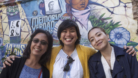 Clarissa Ramos, Czarina Musni y Maria Sol Taulé, exiliadas políticas, coinciden en Barcelona