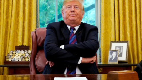 El presidente de EEUU, Donald Trump, en el despacho oval de la Casa Blanca. REUTERS/Kevin Lamarque