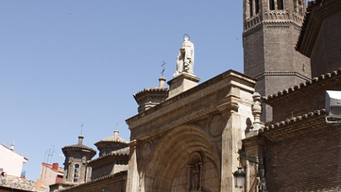 La iglesia de San Pablo de Zaragoza, de estilo mudéjar y característica por su doble torre octogonal, comenzó a construirse en el siglo XIII y fue declarada patrimonio de la humanidad en 2001 - Página oficial del Gobierno de Aragón