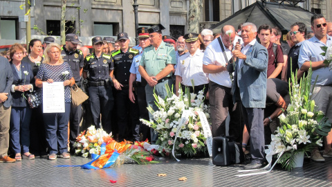 Imagen del homenaje de Acvot en Las Rambras. EUROPA PRESS