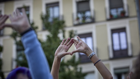 Varias mujeres participan en una concentración por el 'Dia de Acción Global por el Aborto Legal, Seguro y Accesible', a 28 de septiembre de 2021, en Madrid