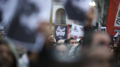 20/05/2022 - Fotografía de archivo de una concentración en la Plaza de Mayo de Buenos Aires contra la desaparición de Santiago Maldonado.