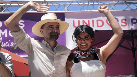 Antonio Maíllo, líder de IU-CA, y Teresa Rodríguez, de Podemos, en un mitin en Granada. EFE