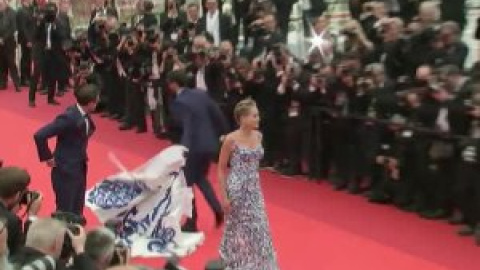 Protestas contra la violencia machista en la alfombra roja de Cannes