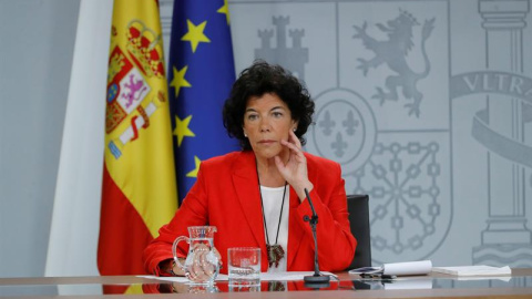 04/09/2018.- La ministra de Educación y Formación Profesional y Portavoz del Gobierno, Isabel Celaá, durante su rueda de prensa esta tarde en Moncloa. El Gobierno ha pedido hoy al presidente de la Generalitat, Quim Torra, que dialogue con todos los cat