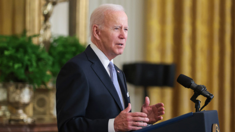 27/05/2022 - Imagen del presidente estadounidense Joe Biden hablando durante un evento en la Sala Este de la Casa Blanca el 25 de mayo de 2022.