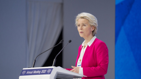 30/05/2022 La presidenta de la Comisión Europea, Úrsula Von der Leyen, en el Foro Económico Mundial en Davos, a 24 de mayo de 2022.