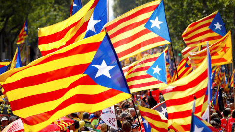 A las 17.14 horas toda la Diagonal de Barcelona deberá guardar silencio y, en uno de los extremos, se lanzará un cohete que servirá de aldabonazo para iniciar una "ola sonora". / EFE - ENRIC FONTCUBERTA