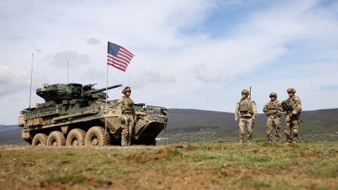 Soldados de EEUU, de la compañía Army Stryker, participan en un entrenamiento.