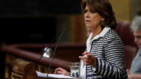 12/09/2018.- La ministra de Justicia, Dolores Delgado, durante su intervención hoy en la sesión de control al Gobierno en el Congreso de los Diputados. EFE/Juan Carlos Hidalgo